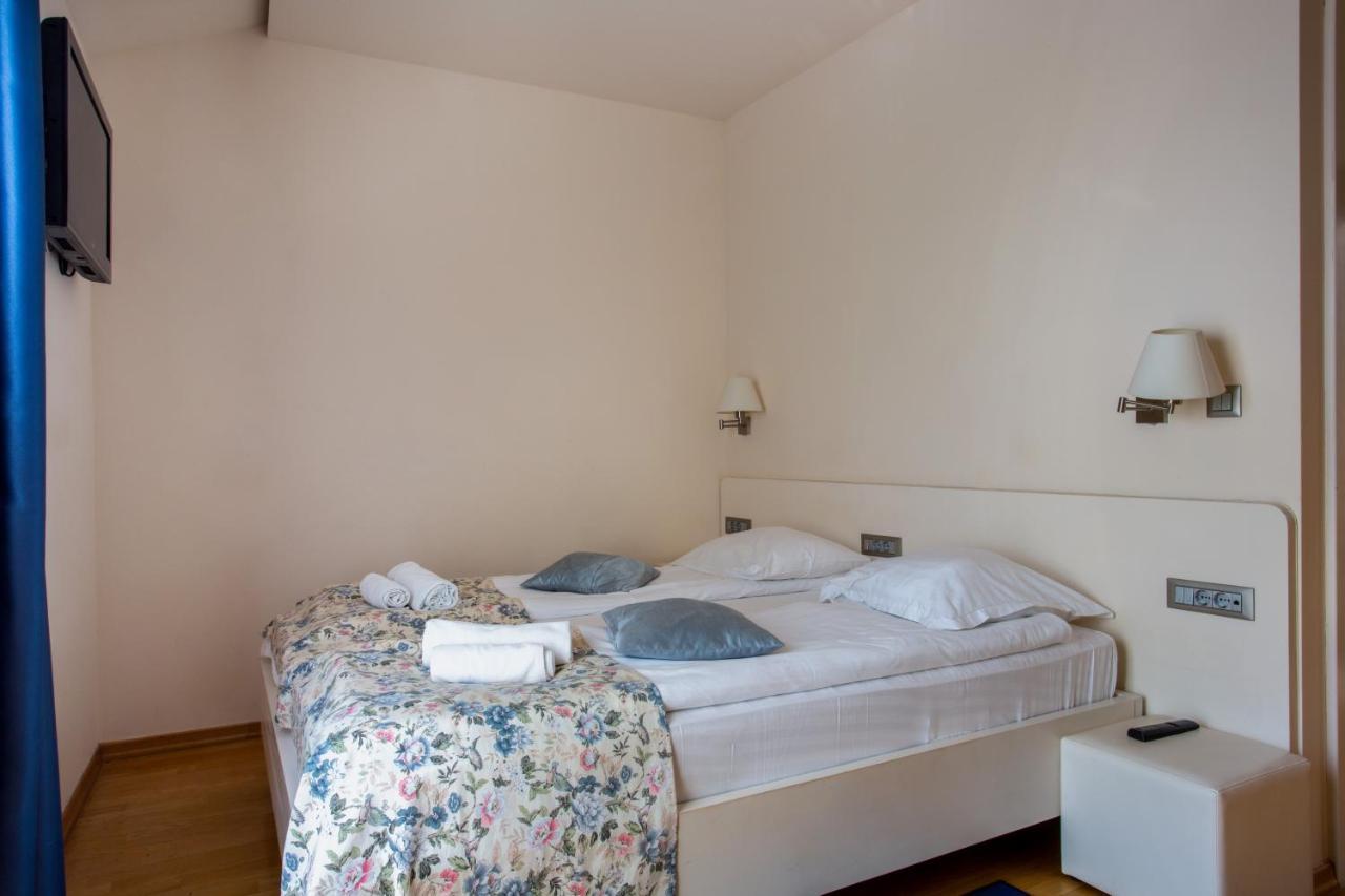 Hotel Pleter Mimice Exterior foto