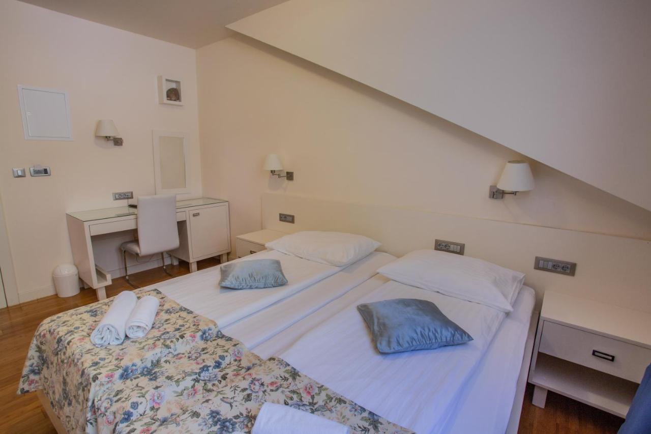 Hotel Pleter Mimice Exterior foto