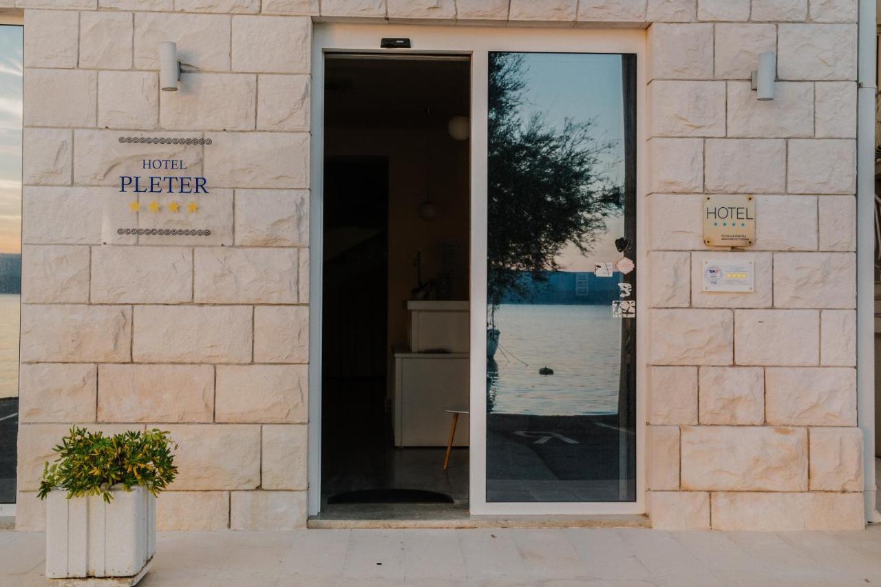Hotel Pleter Mimice Exterior foto
