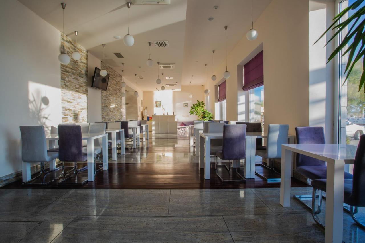 Hotel Pleter Mimice Exterior foto